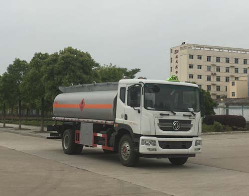 楚飛牌CLQ5181GYY5型運(yùn)油車